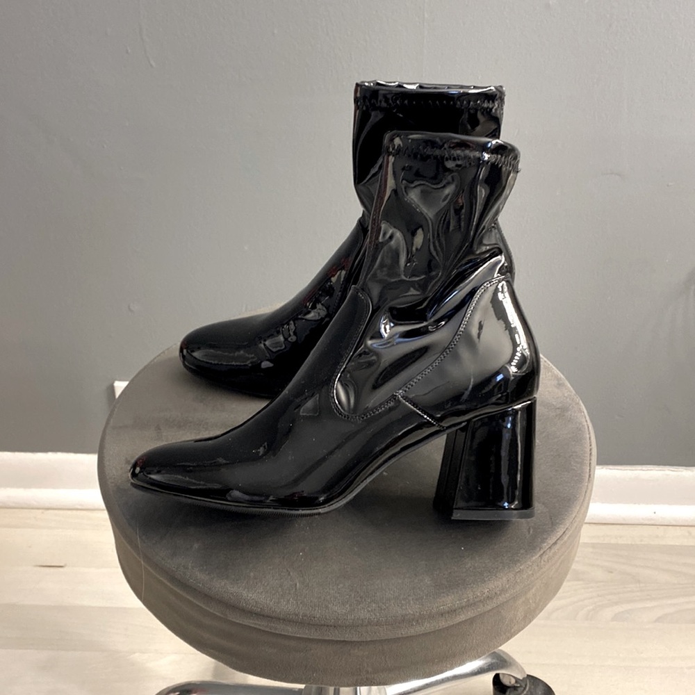 Patent black round toe booties